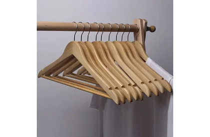 Fa fából készült ruhakasztók – 10 darabos készlet