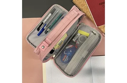 Iskolai tolltartó - rózsaszín tolltartó füllel