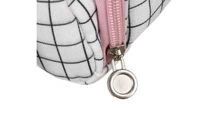 Iskolai tolltartó - kockás tolltartó