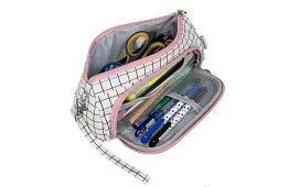 Iskolai tolltartó - kockás tolltartó