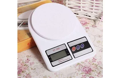 Digitális konyhai mérleg 10 kg-ig