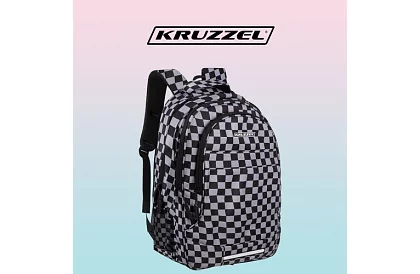 Hátizsák 22 literes kapacitással – sakktábla