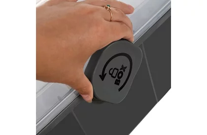 Rögzített gyógyszeres tároló