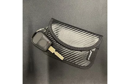 Kulcstartó és kártyatartó – blokkolja a jel másolását - 2 darab