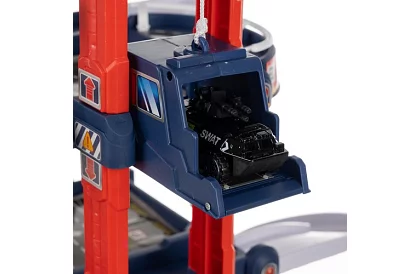 Parkolóház 4 szinttel és lifttel