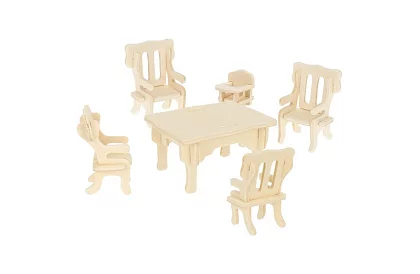 Fa bútor a babaházhoz