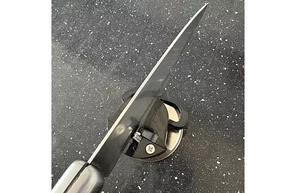 Professzionális kés- és ollóélező