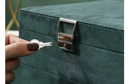 Elegáns velúr ékszerdoboz – zöld