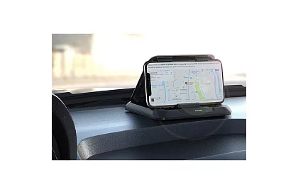 Telefon tartó a gépkocsi műszerfalára