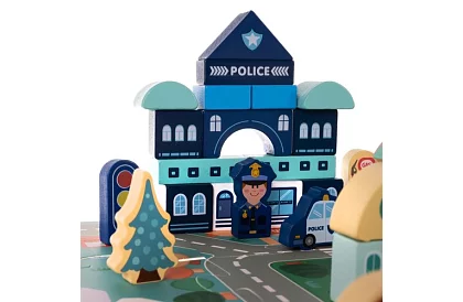 Fából készült város építőelemek 100 db alaplappal és formaválogatóval