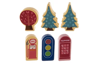 Fából készült város építőelemek 100 db alaplappal és formaválogatóval