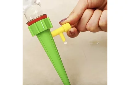 Öntözőcsúcs cserepes növényekhez