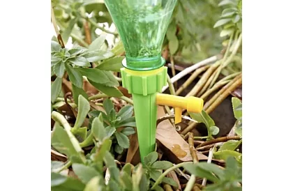 Öntözőcsúcs cserepes növényekhez