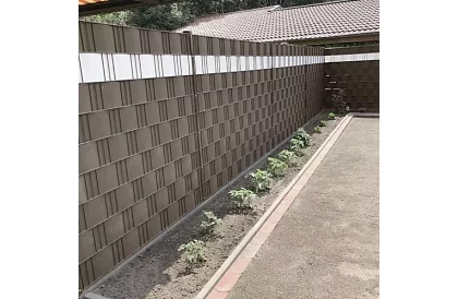 Árnyékoló szalag kerítésre barna panel 630 g/m2 + klipszek