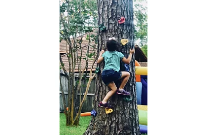 Mászófogások – mászó készlet gyerekeknek 10 kő + 2 fogantyú