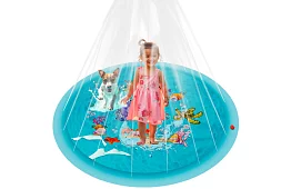 Gyermek vízi játszótér szökőkúttal