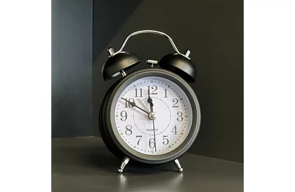 Retro ébresztőóra LED háttérvilágítással