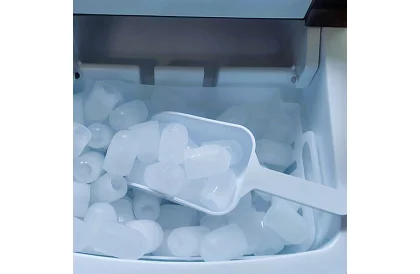 Jégkocka készítő – 2 méret – 12 kg/nap