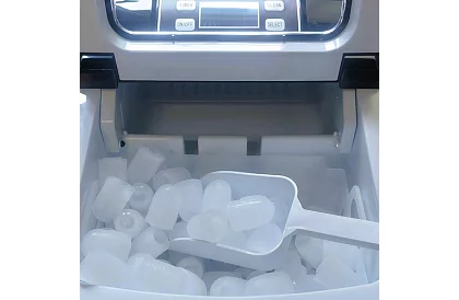 Jégkocka készítő – 2 méret – 12 kg/nap