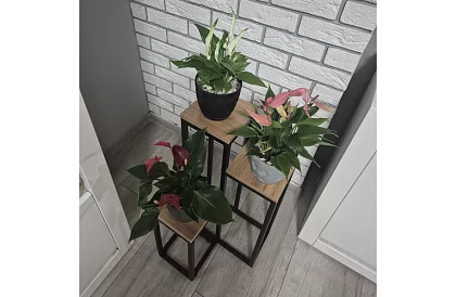 Virágos asztal - 3 szintes