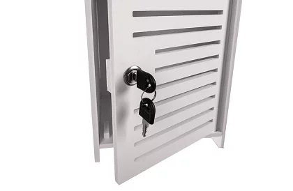 Fürdőszobai szekrény WC-papír tartóval – fehér