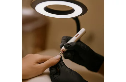 Vezeték nélküli elektromos manikűr