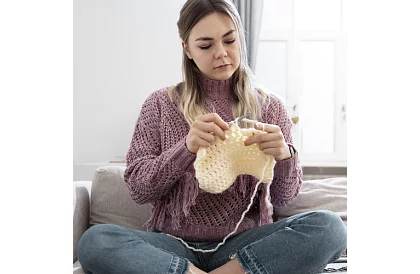 Horgoló készlet tokban kezdőknek és haladóknak – 69 darab