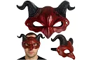 Karneváli maszkája ördög szarvakkal