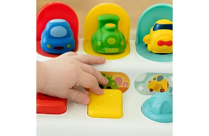 Oktató játék kiugró járművekkel