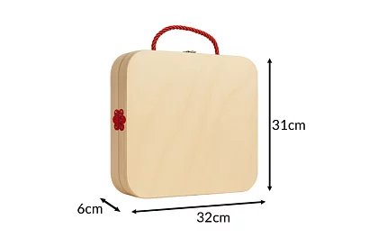 Fából készült láda szerszámokkal és állatokkal - csavarozható elemek