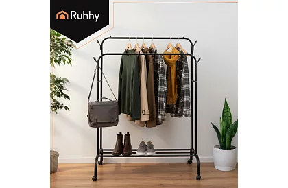 Dupla ruhafogó kerekeken