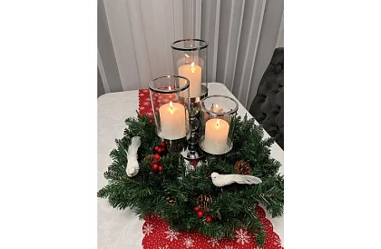 Műfenyő ágak díszítéshez – 21 cm, 40 db