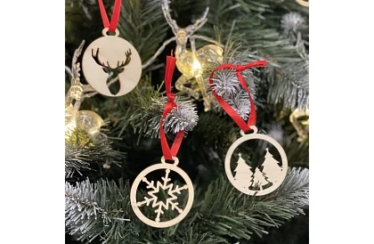 Fából készült karácsonyi díszek 36 darab