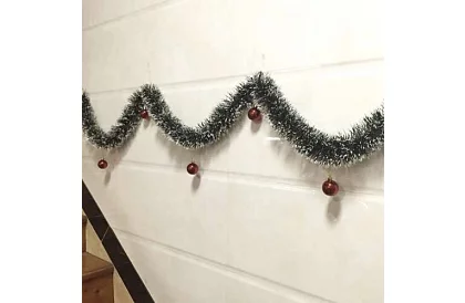 Hosszú karácsonyi lánc – fehér-zöld girland 6 méter