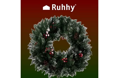 Dekoratív havas koszorú az ajtóra