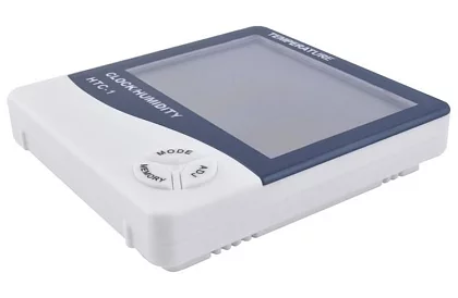 Digitális óra páratartalom- és hőmérsékletmérővel