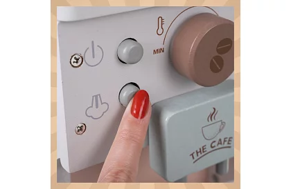 Fából kávéfőző tartozékokkal