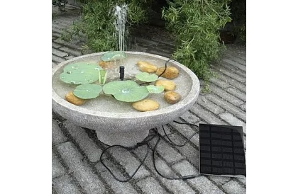 Napfény szökőkút a tóhoz – kerti szűrőszivattyú