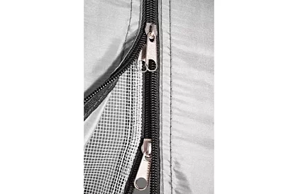 Turista sátor 4 fő részére – 200 × 200 × 110 cm