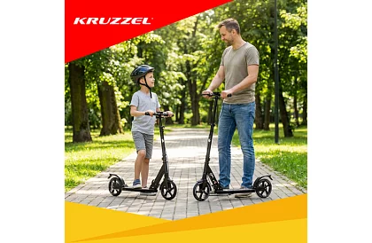Összecsukható roller Black Hyperion 200 mm-es kerekekkel