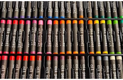 Nagy festő készlet bőröndben 288 db