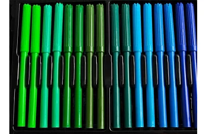 Nagy festő készlet bőröndben 288 db