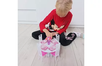 Bútor a babaházhoz