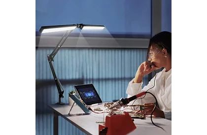 Állítható asztali lámpa 24W – 168 LED