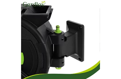 Fali falra a tömlő – automatikus dobó 20 m tömlővel