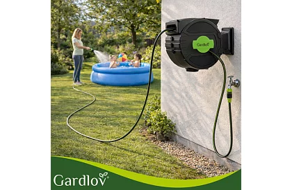 Fali falra a tömlő – automatikus dobó 20 m tömlővel