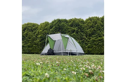 Összecsukható kempingasztal – 60 × 40 × 26 cm