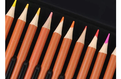 Művészeti készlet festéshez fából készült tokban – 177 darab