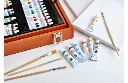 Művészeti készlet festéshez fából készült tokban – 177 darab