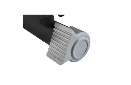 Dőlt lépcső LCD-vel és fogantyúkkal